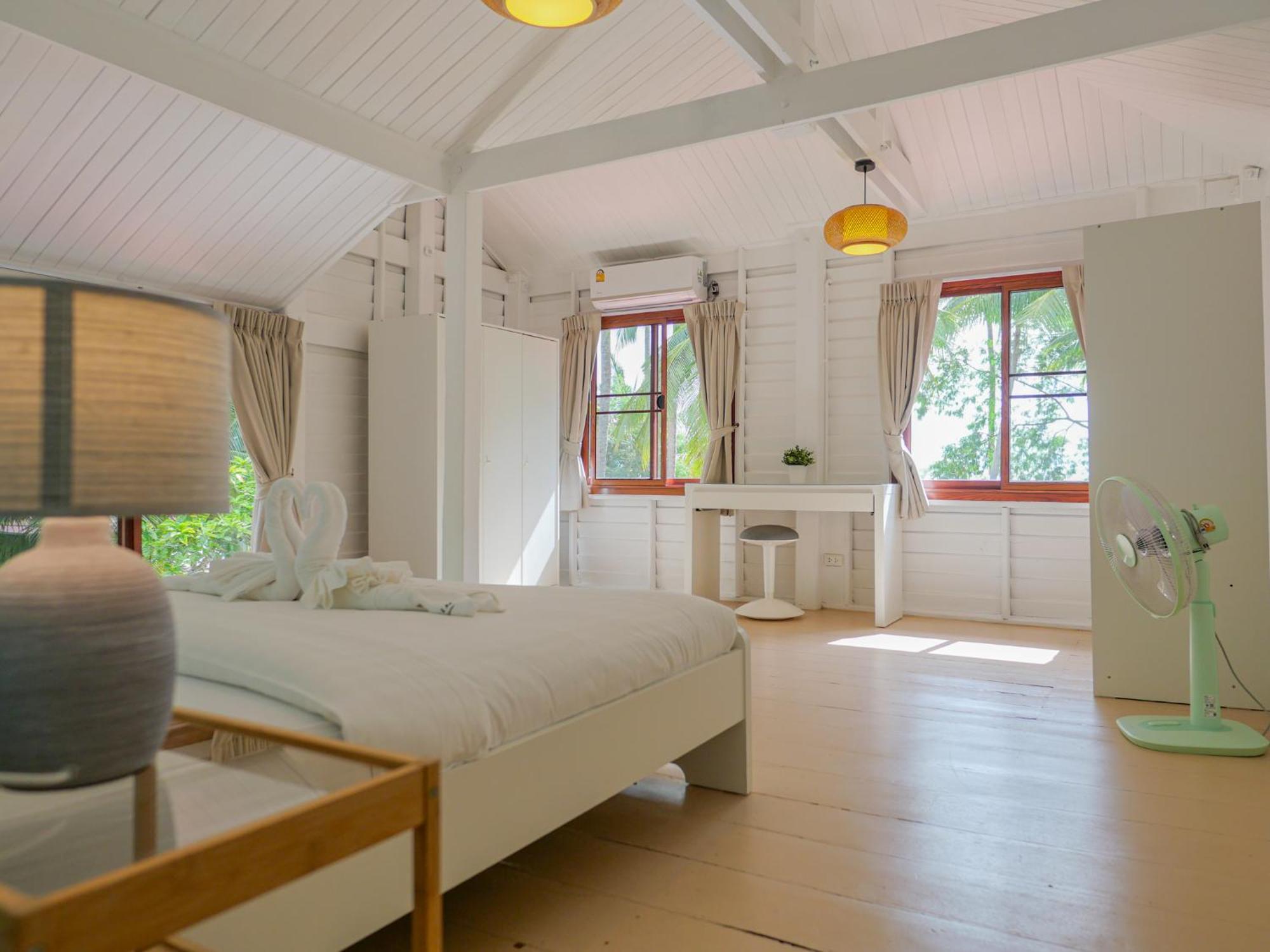 The Wooden Beach House 3Br - Sunset Beach Garden Taling Ngam Beach Exterior foto